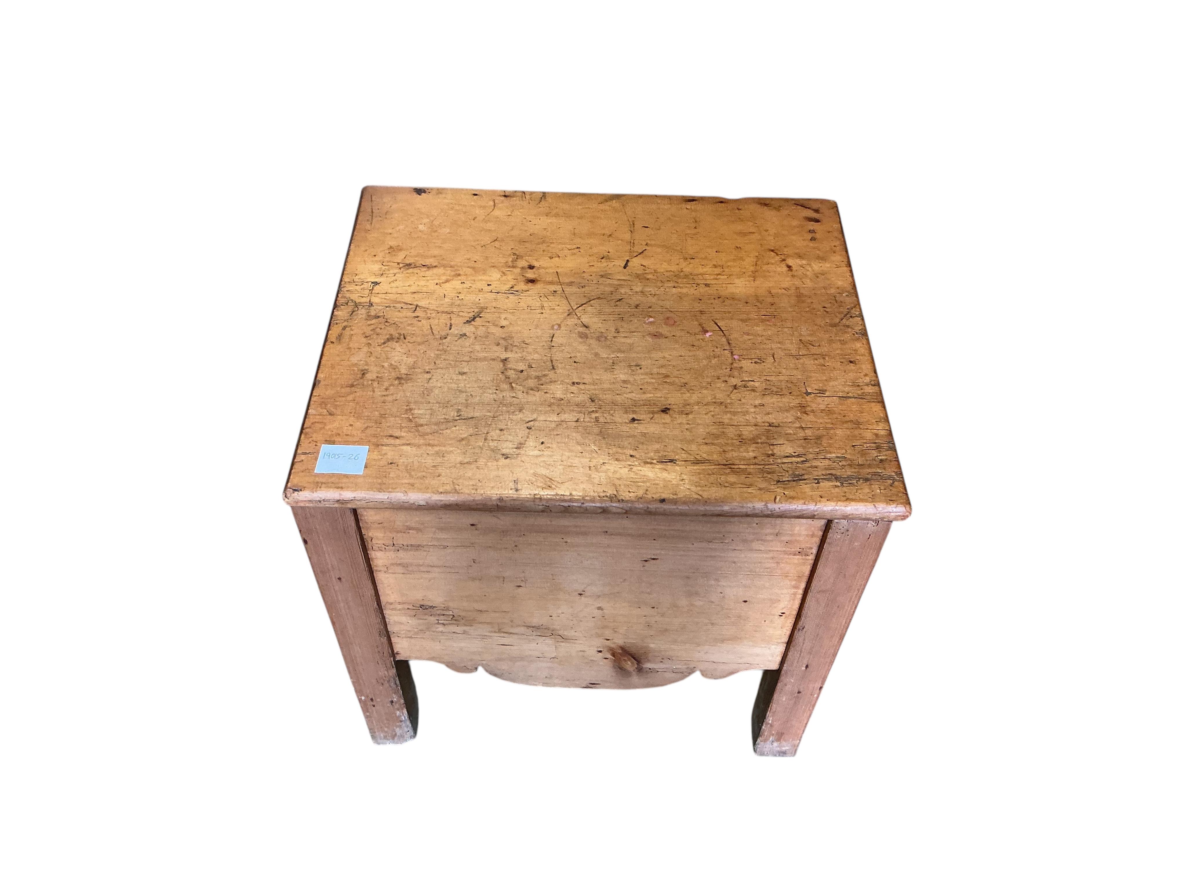 A Victorian pine box commode, width 53cm, depth 44cm, height 51cm